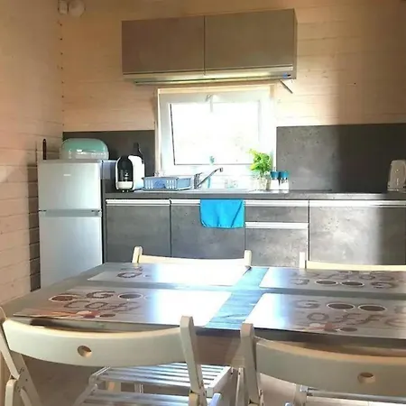 Gemuetliches Ferienhaus In Mit Privater Terrasse Junoszyno