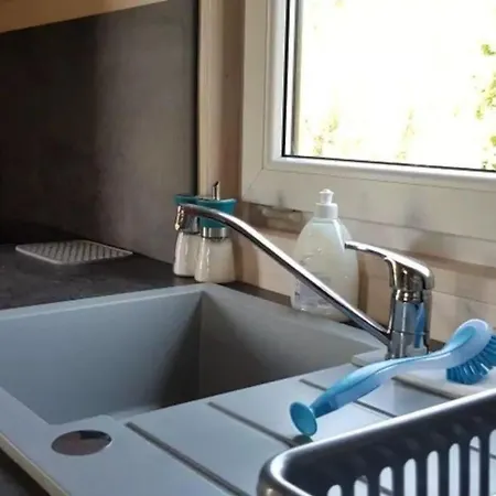 Gemuetliches Ferienhaus In Mit Privater Terrasse Junoszyno